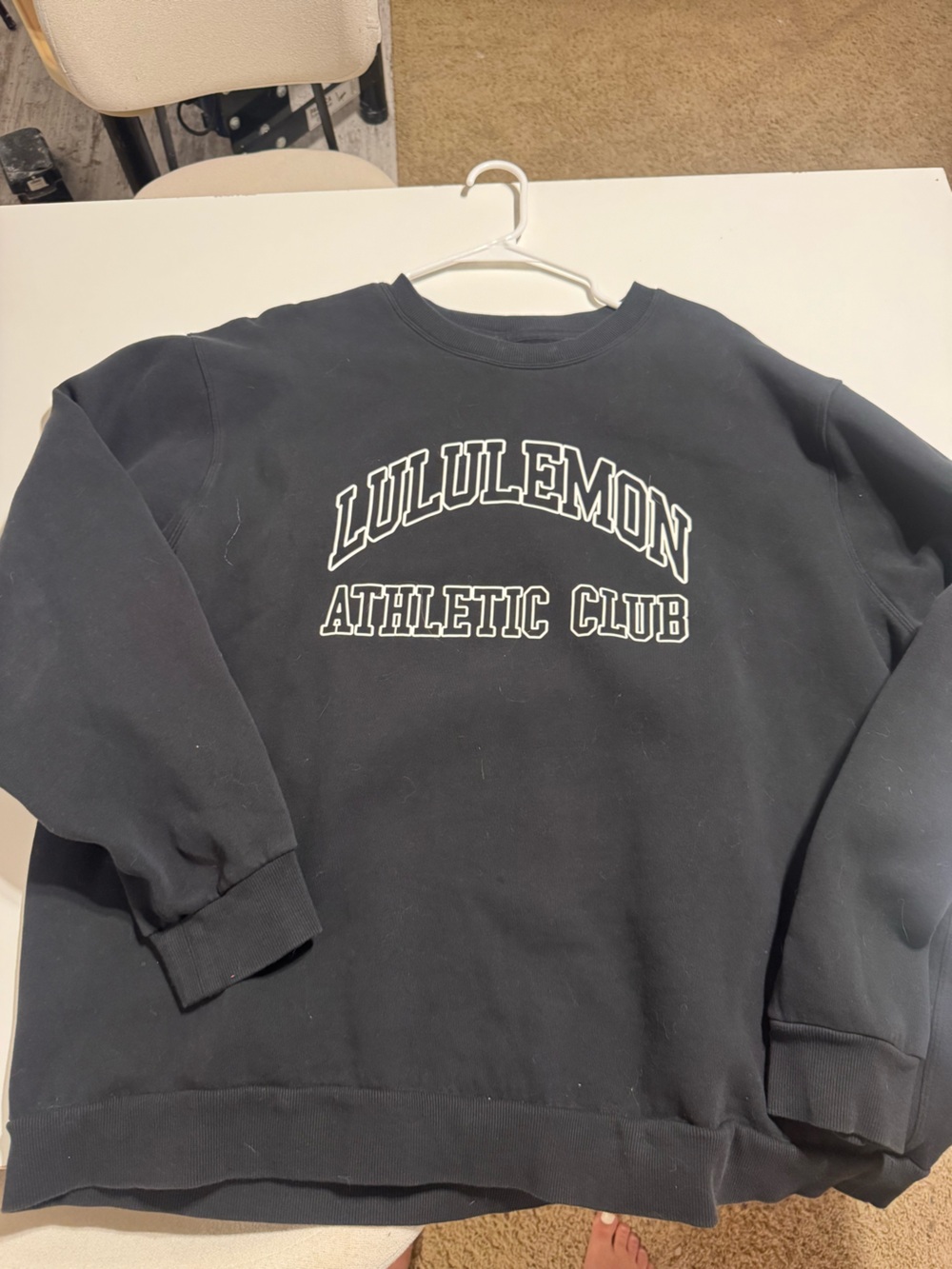 Lululemon crewneck